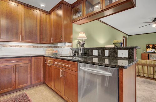 784 Wakendaw Blvd, Mount Pleasant SC  29464-5153 exterior