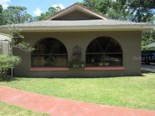2504 Victarra Cir, Lutz, FL 33559-3707