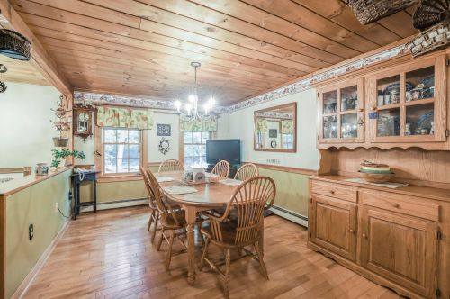 91 Hamwoods Rd, Alton NH  03809-5038 exterior