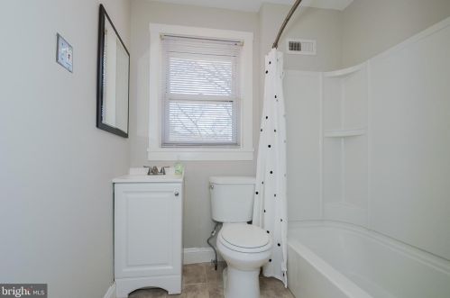 425 Geddes St, Wilmington DE  19805-3717 exterior