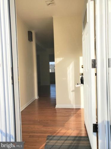 7416 Pohick Rd, Lorton, VA 22079-1518