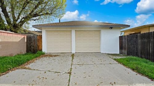 1035 Silverbirch Pl, West Covina CA  91790-5043 exterior