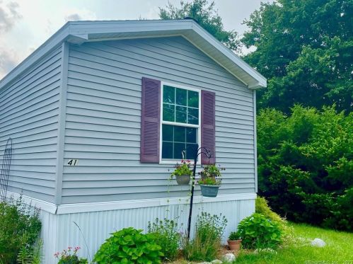 41 James Dr, North Windham, CT 06256-1064