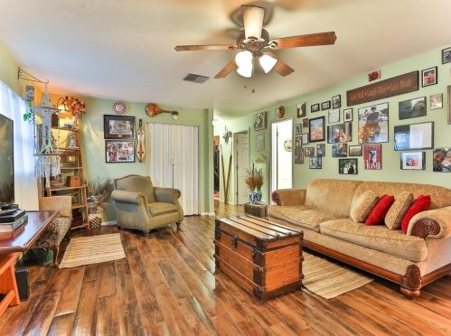 850 Temple Ave, Orange City, FL 32763-4760