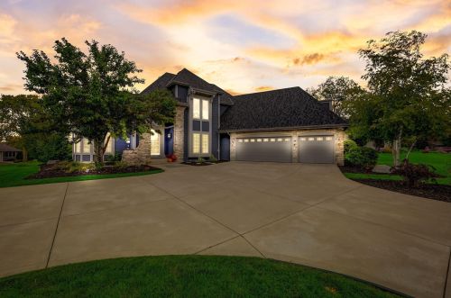 2430 Brookside Dr, Jackson, WI 53037-8975