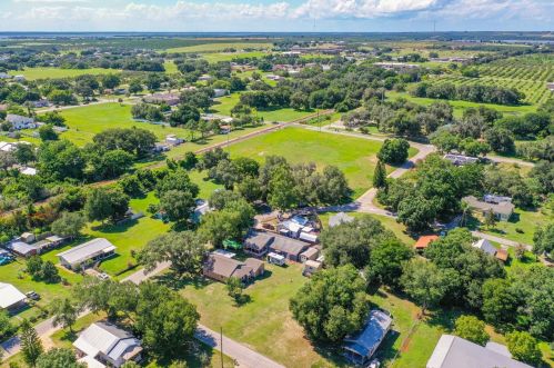 208 Chesney Blvd, West Frost Proof FL  33843-1917 exterior