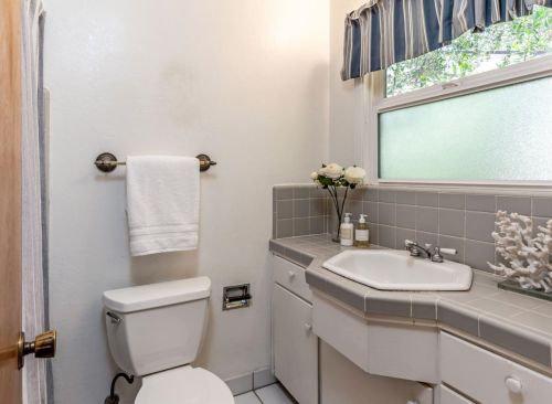 472 Deodara Dr, Los Altos CA 94024-7054 exterior