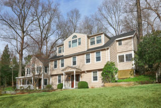 100 Cedar Rd, Katonah, NY 10536-3421