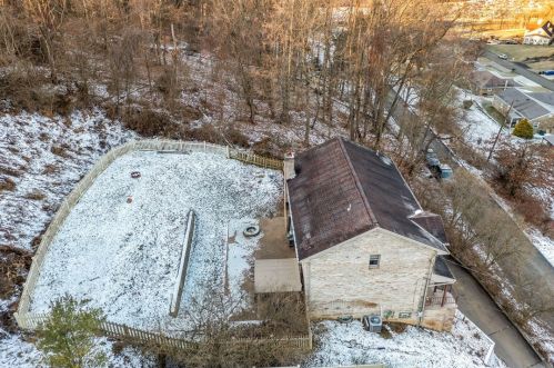 36 Norton Dr, Finleyville, PA 15332-9526