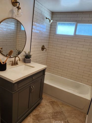 4903 Banewell Ave, Covina CA  91722-1206 exterior