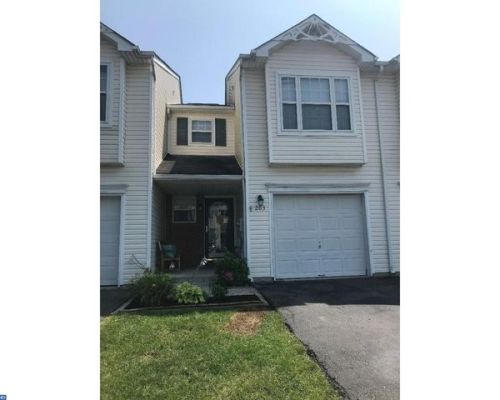 203 4th St, Bally, PA 19503-9602
