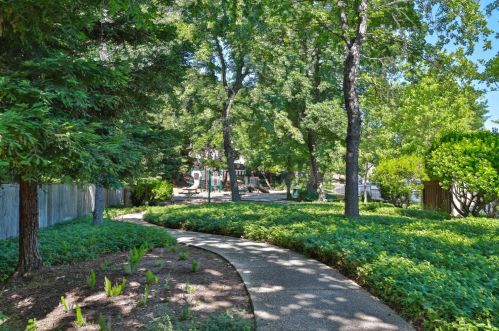 3116 Collingswood Dr, Folsom CA  95762-6214 exterior