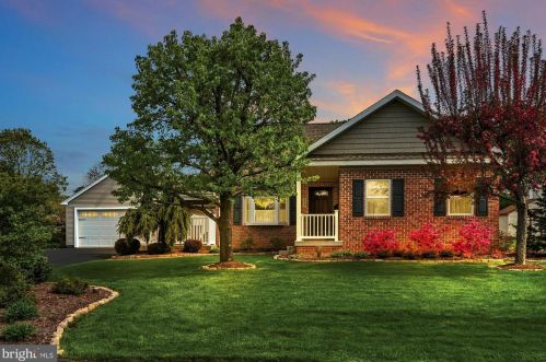 529 Mifflin St, Molino, PA 17961-2029