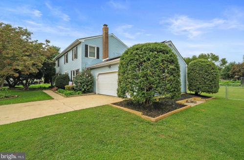 11 Douglas Ct, Dover, DE 19901-6404