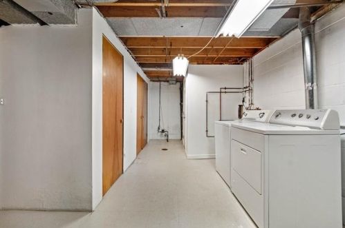 471 Rosewood Dr, Pittsburgh PA  15236-4701 exterior