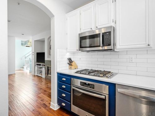 6282 Via Trato, Carlsbad CA  92009-6084 exterior