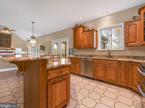 403 Carter Moir Dr, Lancaster PA  17601-2969 exterior