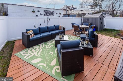 414 Monmouth St, Gloucester NJ  08030-1722 exterior