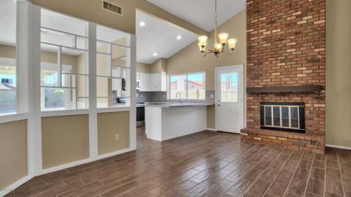 3206 Desoto St, Chandler, AZ 85224-1017