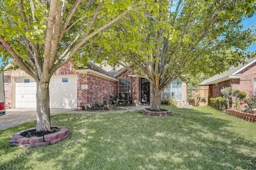 3037 Encino Dr, Dallas, TX 75228-2371
