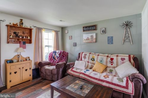 102 Plain Dealing Rd, Magnolia DE  19962-1120 exterior