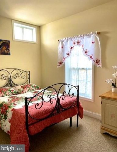 15 Lackawanna Ln, Falling Waters WV  25419-9402 exterior