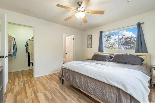 2437 Akepa St, Pearl City HI  96782-1069 exterior