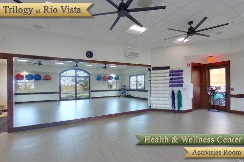 104 Riviera Dr, Rio Vista CA  94571-2243 exterior