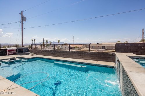 2481 Inverness Dr, Lake Havasu City AZ  86404-1272 exterior