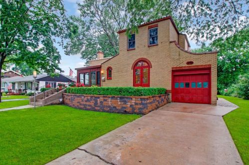 7612 Forest Ave, Hammond, IN 46321-1034