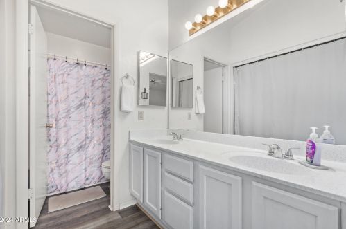 4131 Siesta Ln, Glendale AZ  85308-7502 exterior