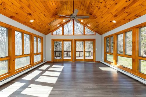 33 Gail Ln, Poughquag NY  12570-5034 exterior