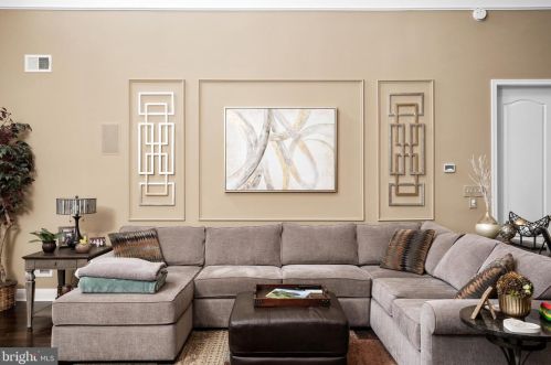 1748 Renaissance Blvd, Yardley PA  19067-6446 exterior