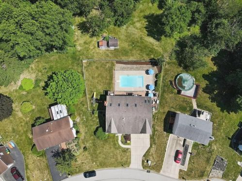 2014 Pembrook Dr, Glenshaw, PA 15116-3114