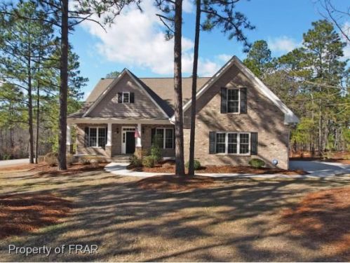 5 Wake Ct, Pinehurst, NC 28374-8643