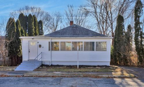 11 Frederick St, Killingly CT  06239-2709 exterior