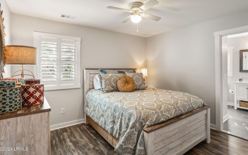 1902 Park Ave, Beaufort SC  29902-3816 exterior