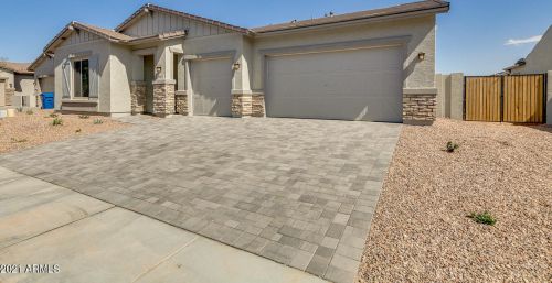 2083 Emerson St, Chandler, AZ 85286-4448