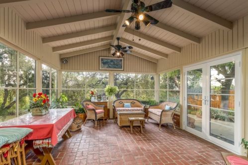 1525 Avolencia Dr, Fullerton, CA 92835-3717