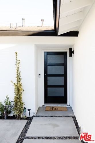 2172 Lysander Ave, Simi Valley CA 93065-1756 exterior