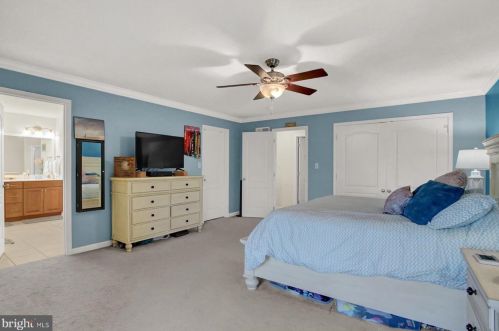 385 Thoroughbred Dr, York Haven PA  exterior