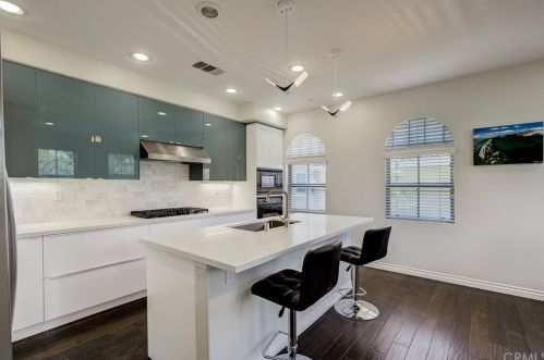 210 Wild Lilac, Irvine, CA 92620-2832