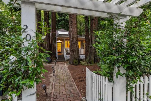 207 Madrone Ave, Larkspur CA  94939-2114 exterior