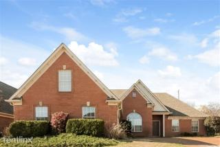 9728 Kingsridge Dr, Lakeland TN  38002-5749 exterior