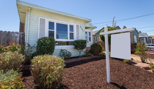 2380 108th Ave, Oakland CA  94603-4112 exterior