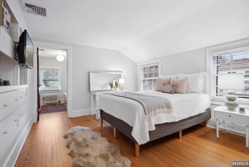 16 The Fairway, Montclair NJ  07043-2534 exterior