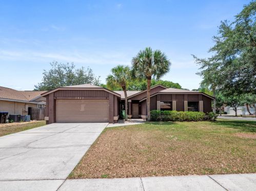 3527 Cirque Cir, Orlando, FL 32817-2059