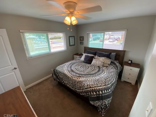 10402 Whirlaway St, Cypress CA  90630-4466 exterior