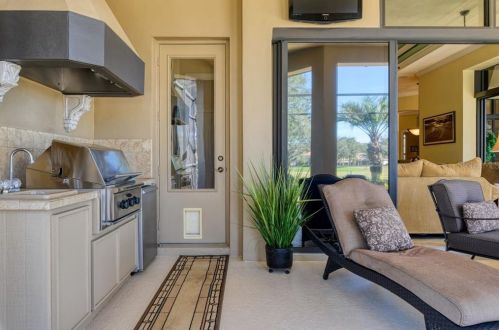 12713 Grand Traverse Dr, Dade City FL 33525-8230 exterior