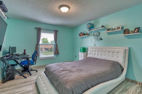 2956 Covington Dr, Deltona FL  32738-1613 exterior